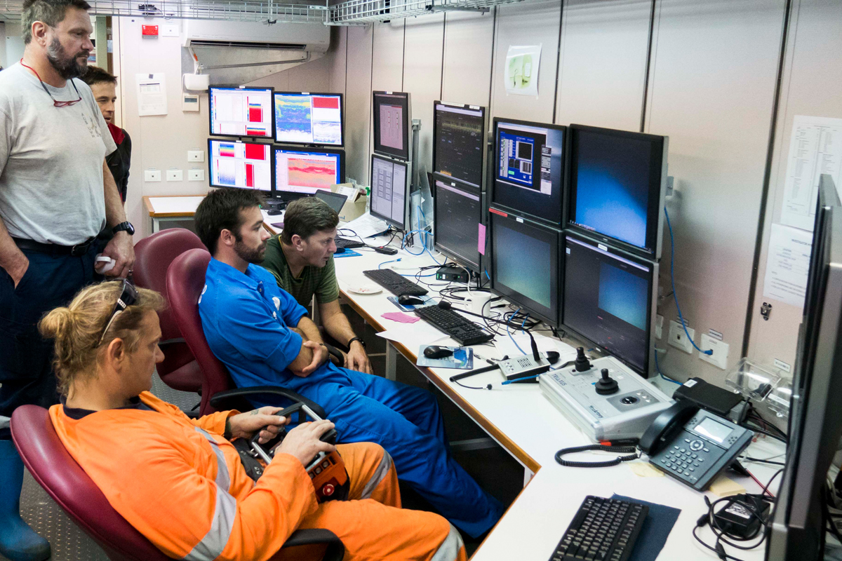 Operations room on RV Investigator